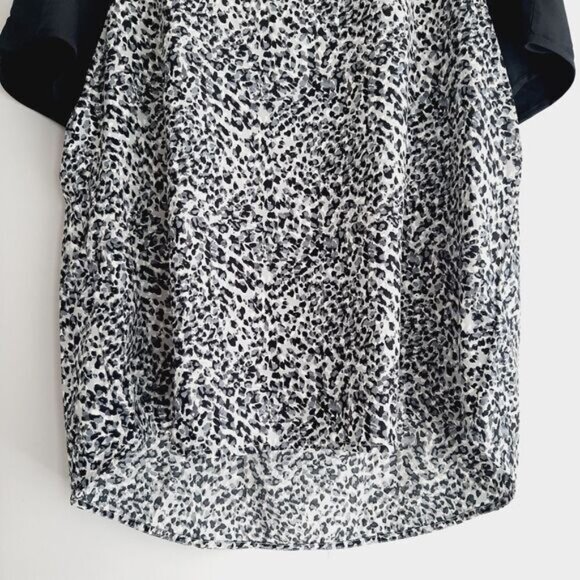 BANANA REPUBLIC High-Low Hem Lightweight Short Sleeve Leopard Blouse Top Sz XL - Picture 3 of 11